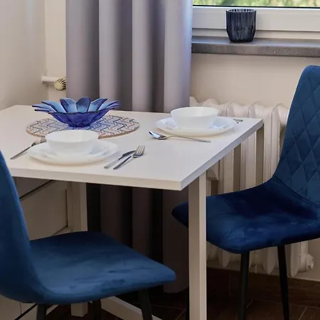 Apartment Beautiful & Bright Krynicka For 3 Guests By Renters Wroclaw