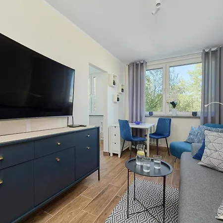 Beautiful & Bright Krynicka For 3 Guests By Renters Διαμέρισμα *