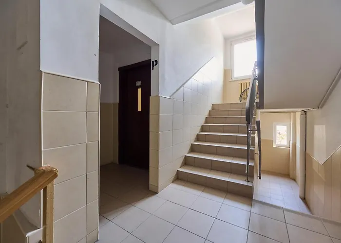 Apartment Beautiful & Bright Krynicka For 3 Guests By Renters Wroclaw